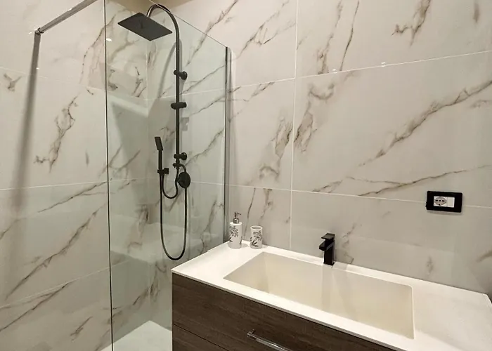 Le Del Corso Centro Catania